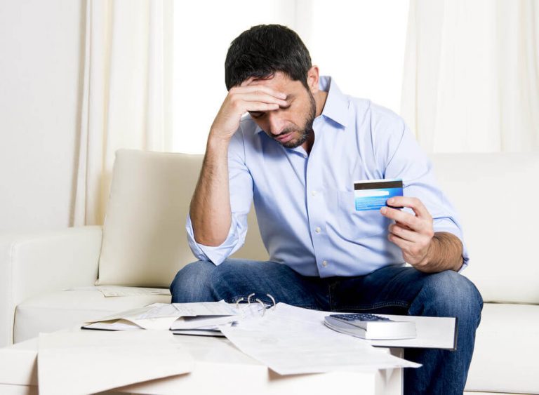 Lønner det seg å refinansiere kredittkort?